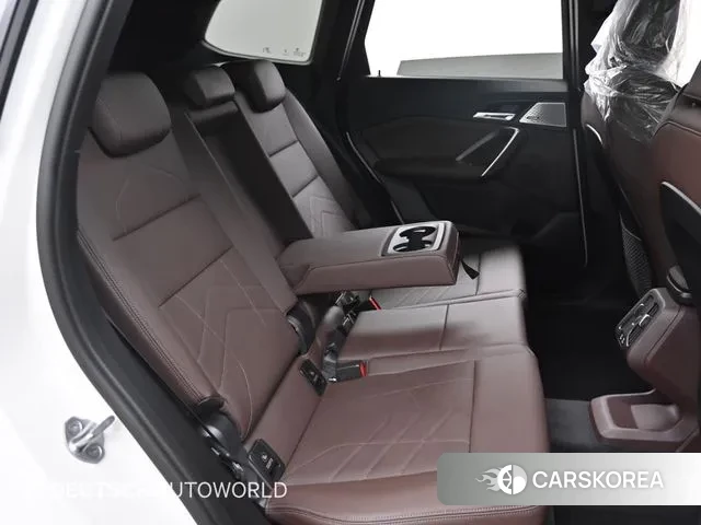 BMW X1 (U11) 2023 Белый из Кореи, фото 3