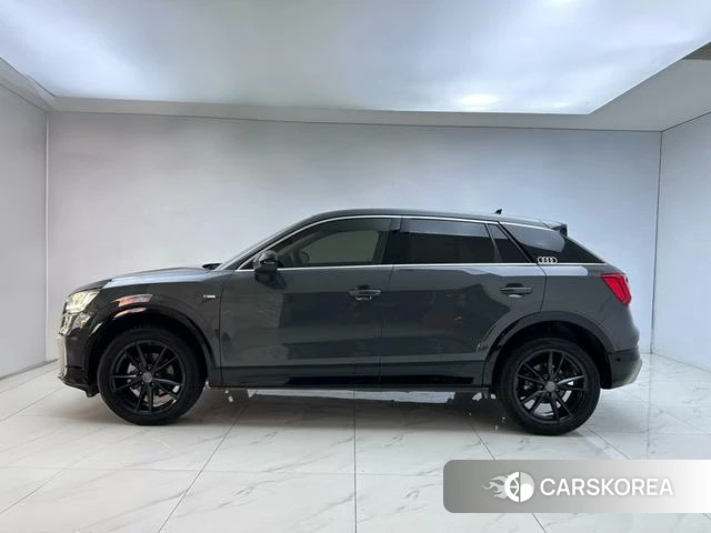 Audi Q2L id 4328778 из Китая 3