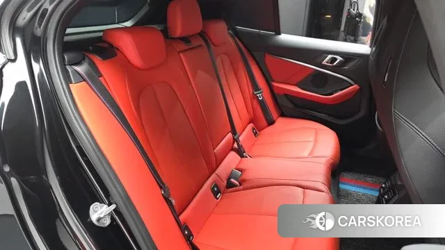 BMW 1 Series (F40) 2022 Черный из Кореи, фото 3