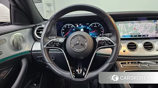 Mercedes-Benz E-Class W213 2021 Белый из Кореи, фото 3