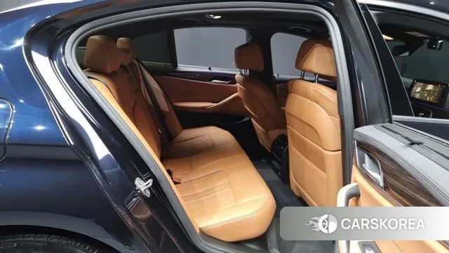 BMW 5 Series (G30) 2022 Черный из Кореи, фото 3