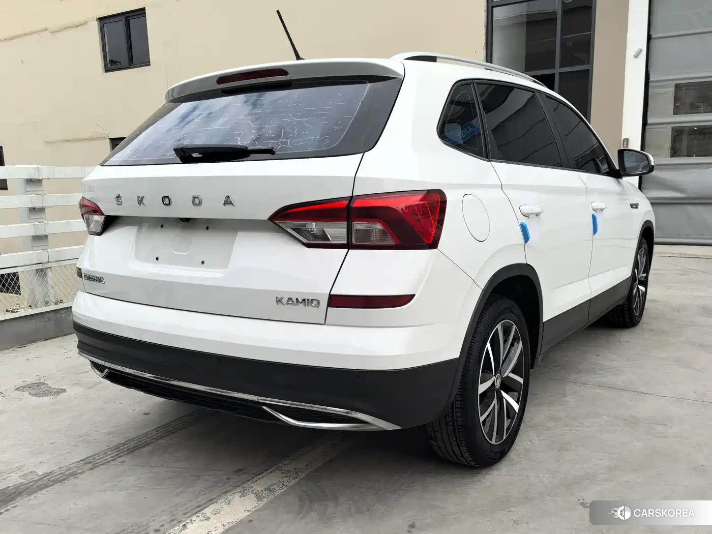 Skoda Komick 2023 Белый из Китая, фото 3