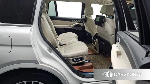 BMW X7 (G07) 2021 Белый из Кореи, фото 3