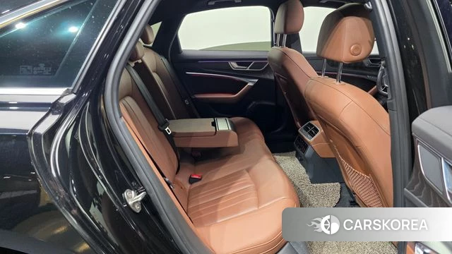 Audi A6 (C8) 2021 Черный из Кореи, фото 3