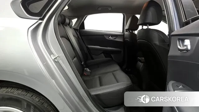 Kia Come New K3 2019 Серебристо-серый из Кореи, фото 3