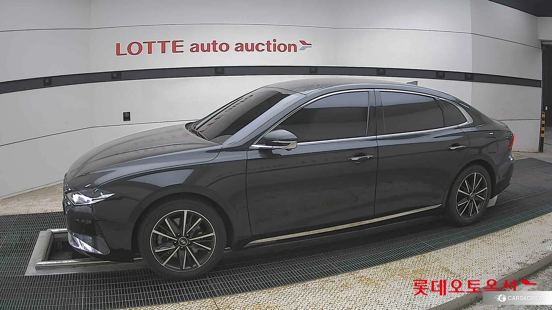 Hyundai Grandeur 2022 Midnight Black Pearl из Кореи, фото 3