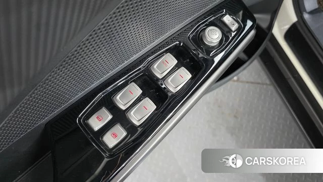Ssangyong Tivoli Air 2018 Белый из Кореи, фото 3