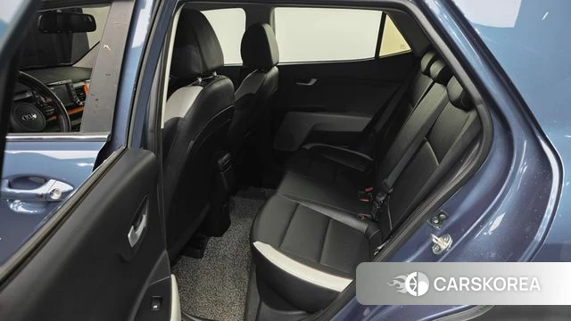 Kia Stonic 2018 Синий из Кореи, фото 3