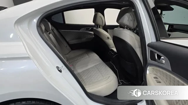 Genesis The New G70 2022 Белый из Кореи, фото 3