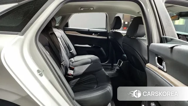 Kia K5 3rd generation 2020 Белый из Кореи, фото 3