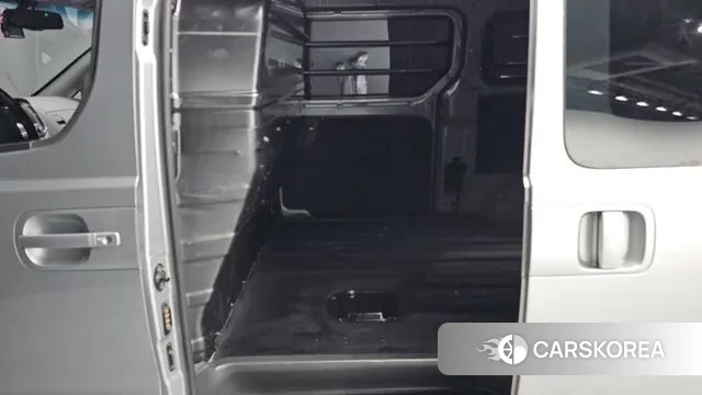 Hyundai The New Grand Starex 2020 Серебристо-серый из Кореи, фото 3