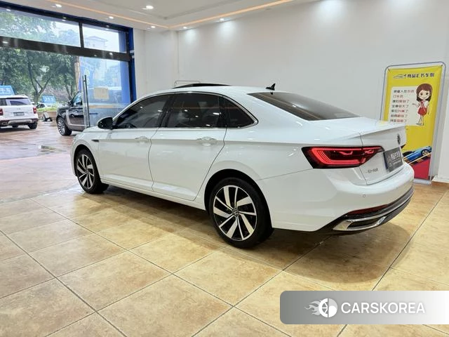 Volkswagen Sagitar 2024 Белый из Китая, фото 3