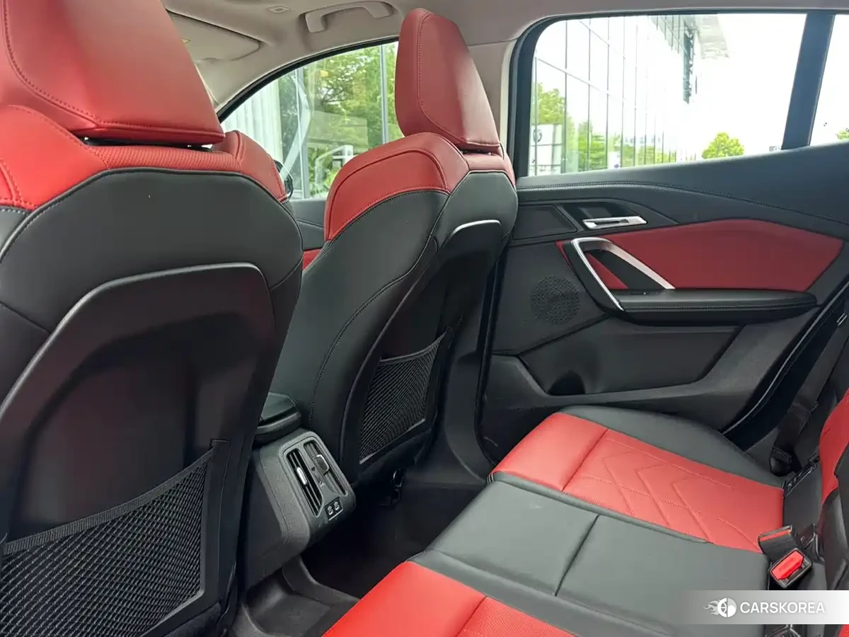 BMW X2 2024 Silver/gray из Китая, фото 3