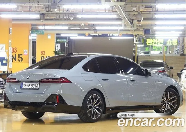 BMW 5 Series (G60) id 2703339 из Кореи 3