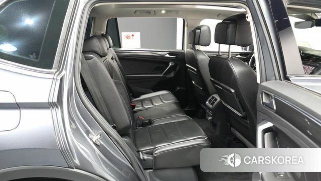 Volkswagen Tiguan Allspace 2020 Серый из Кореи, фото 3