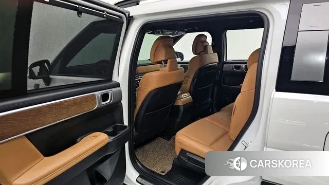 Hyundai Santa Fe (MX5) 2023 Белый из Кореи, фото 3