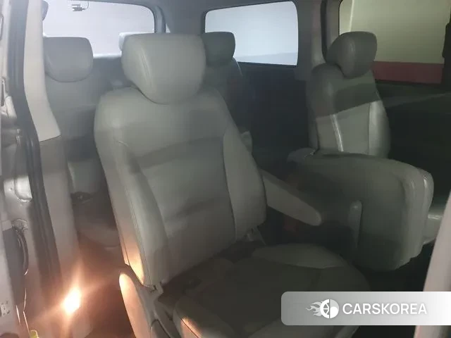 Hyundai The New Grand Starex 2019 Серебряный из Кореи, фото 3