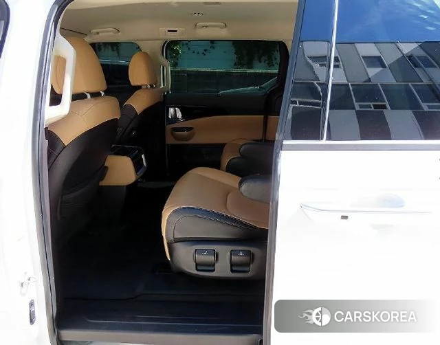 Kia Carnival 4th generation 2022 Белый из Кореи, фото 3