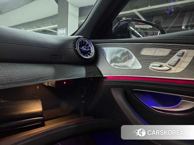 Mercedes-Benz AMG GT 2022 Черный из Кореи, фото 3