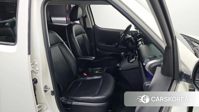 Hyundai Casper 2022 Белый из Кореи, фото 3