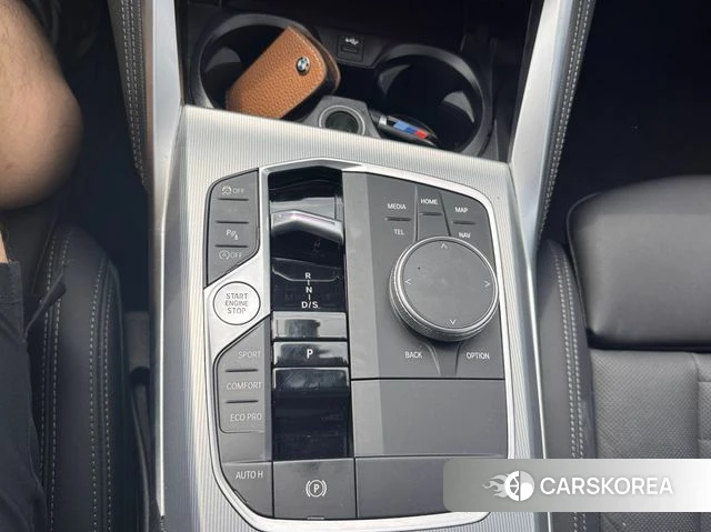 BMW 4 Series (G22) 2024 Черный из Кореи, фото 3