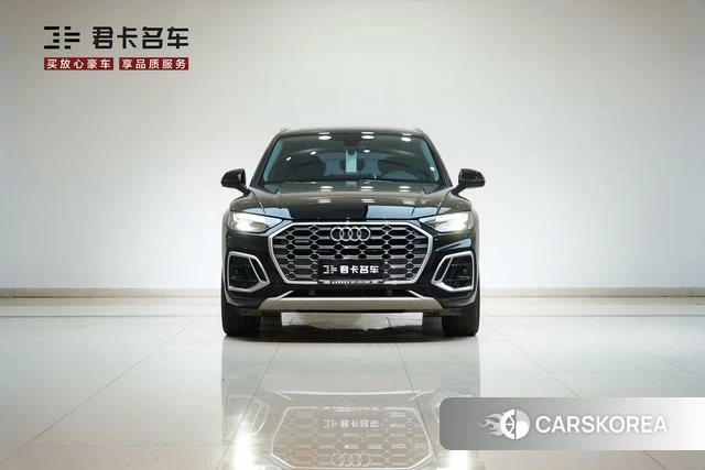 Audi Q5L 2022 Черный из Китая, фото 3