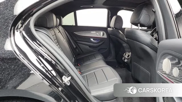 Mercedes-Benz E-Class W213 2021 Черный из Кореи, фото 3