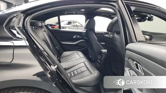 BMW 3 Series (G20) 2021 Черный из Кореи, фото 3