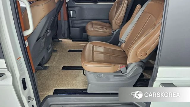 Hyundai Staria 2021 Белый из Кореи, фото 3