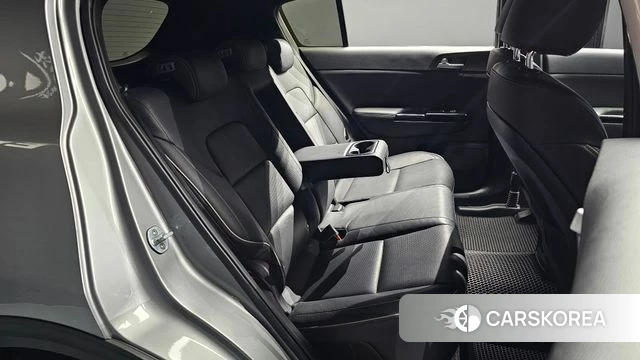 Kia Sportage The Bold 2018 Серебряный из Кореи, фото 3