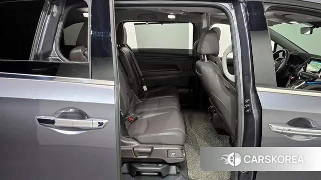 Honda Odyssey 2018 Серый из Кореи, фото 3