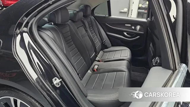 Mercedes-Benz E-Class W213 2020 Черный из Кореи, фото 3