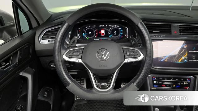 Volkswagen Tiguan Allspace 2022 Белый из Кореи, фото 3