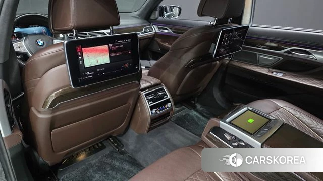 BMW 7 Series (G11) 2021 Черный из Кореи, фото 3