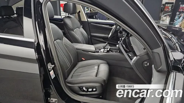 BMW 5 Series (G30) 2022 Черный из Кореи, фото 3