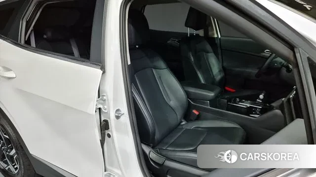 Kia Sportage 5th Generation 2023 Белый из Кореи, фото 3