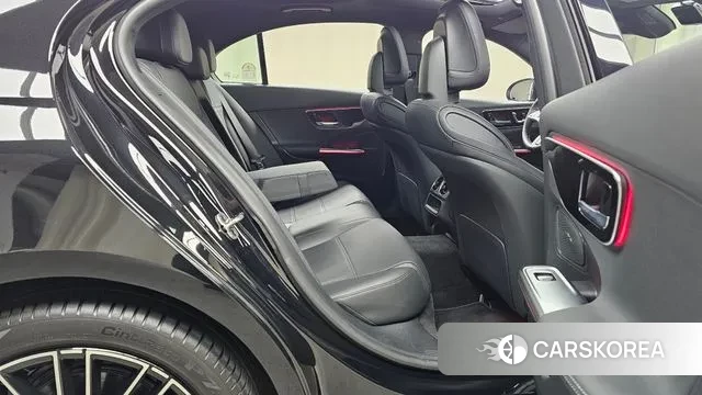 Mercedes-Benz C-Class W206 2025 Черный из Кореи, фото 3