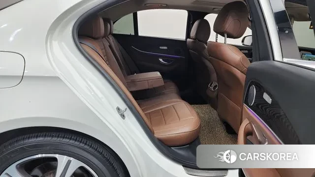 Mercedes-Benz E-Class W213 2019 Белый из Кореи, фото 3