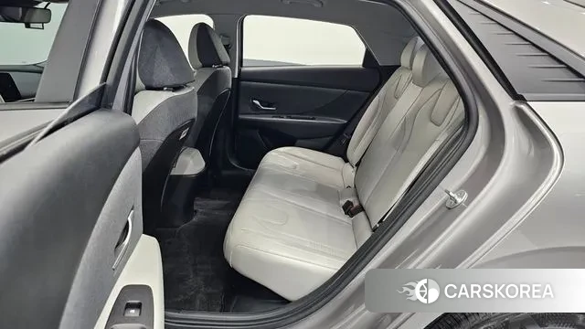 Hyundai Avante Hybrid (CN7) 2022 Серый из Кореи, фото 3