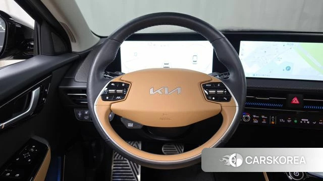 Kia EV6 2023 Серый из Кореи, фото 3