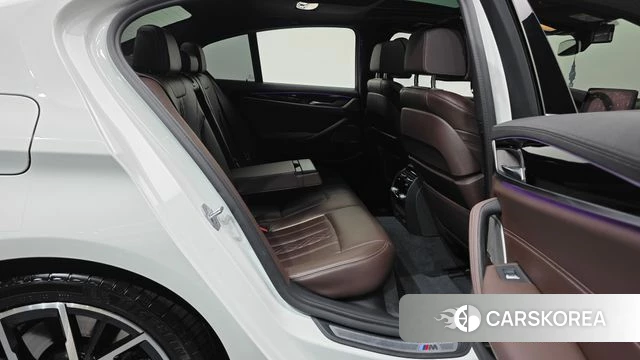 BMW 5 Series (G30) 2021 Белый из Кореи, фото 3