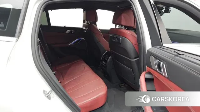 BMW X6 (G06) 2021 Белый из Кореи, фото 3