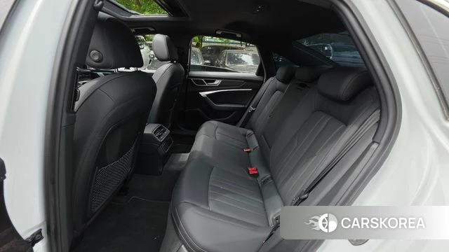Audi A6 (C8) 2021 Белый из Кореи, фото 3