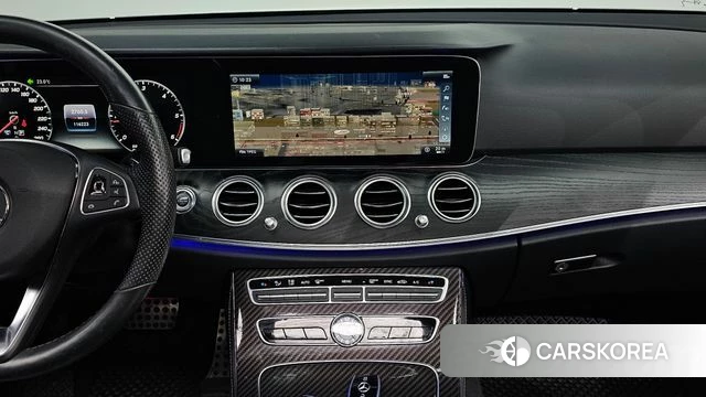 Mercedes-Benz E-Class W213 2018 Белый из Кореи, фото 3