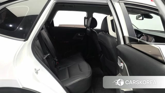 Kia Niro Plus 2022 Белый из Кореи, фото 3