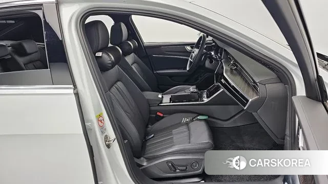 Audi A6 (C8) 2023 Белый из Кореи, фото 3