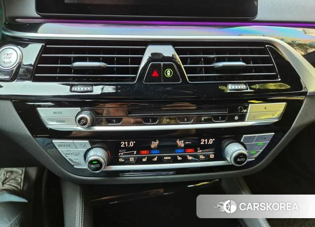 BMW 5 Series (G30) 2019 Черный из Кореи, фото 3