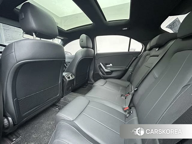 Mercedes-Benz Class A 2022 Белый из Китая, фото 3