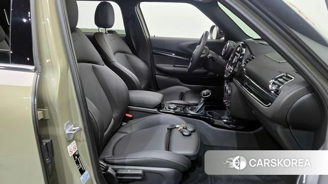 Mini Cooper Clubman 2018 Песочный из Кореи, фото 3
