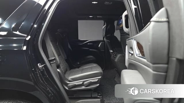 Cadillac Escalade 5th Generation 2022 Черный из Кореи, фото 3